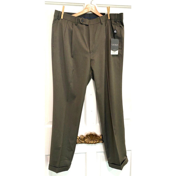 Lauren Ralph Lauren men's 36X32 Classic fit wrinkle resistant Taupe dress pants